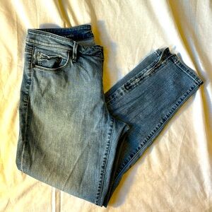 Ann Taylor loft size 30/10 curvy skinny ankle jeans size 10 zippers at bottom